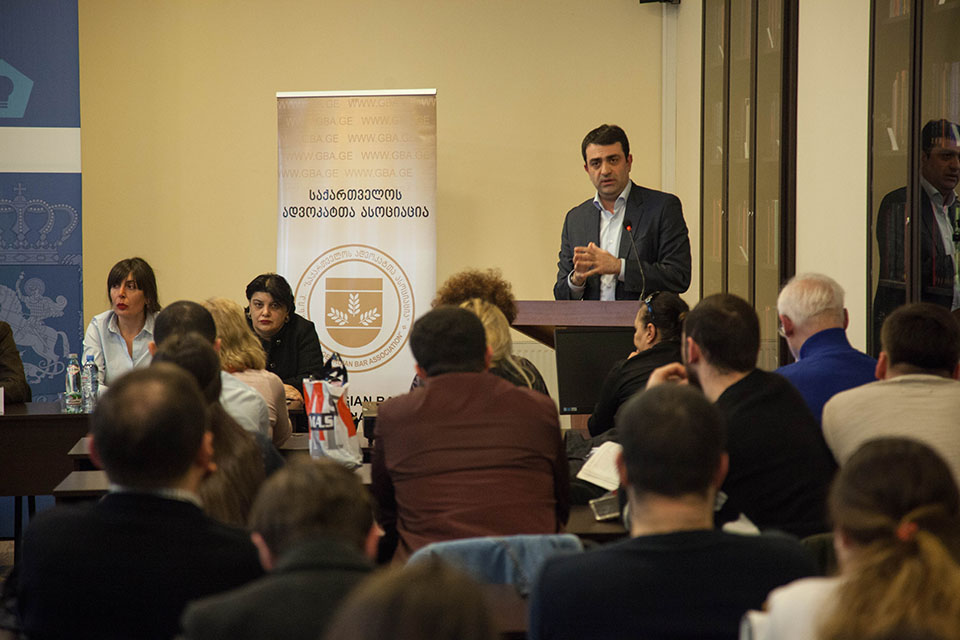 ურთიერთთანამშრომლობის მემორანდუმი სტუ-სა და საქართველოს ადვოკატთა ასოციაციას შორის