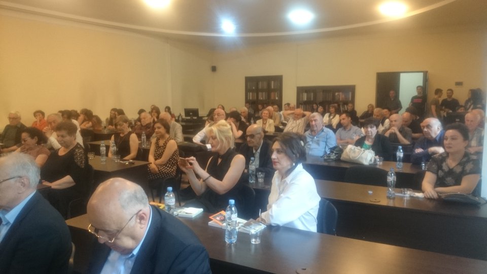 რეზო სტურუას პოეზიის საღამო "პოეზია, რომელსაც შუამავალი არ სჭირდება"