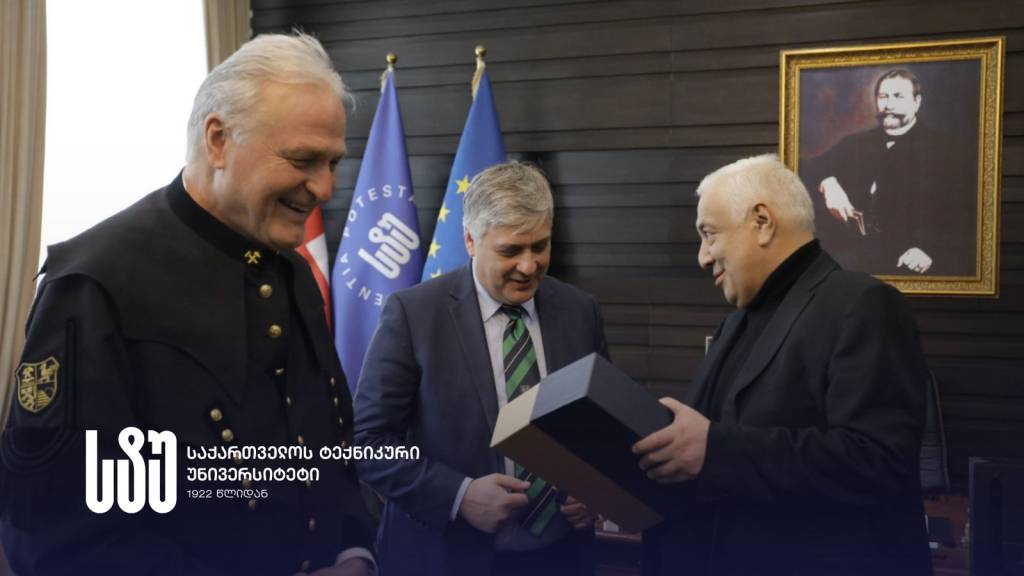 შიდა-3 (2).jpeg